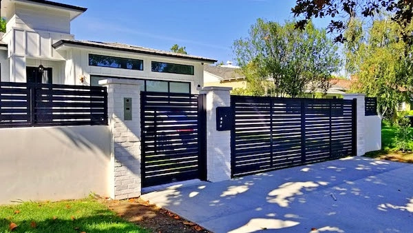Creative Garden Fence Ideas to Define Your Boundaries for a Beautiful Outdoor Space