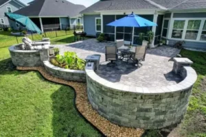 Choosing the Best Mulch, Rock, and Pavers for Your Backyard