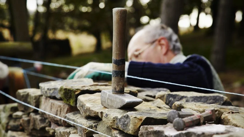 Easy Stone Wall Repair 4